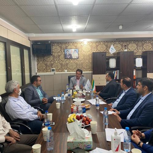 حضور مدیرعامل بیمه سینا در شعبه زنجان